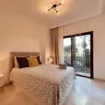 Elviria: 3 Dorm, Playa Andando Y Piscina Appartement