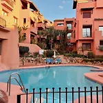 Elviria: 3 Dorm, Playa Andando Y Piscina * Marbella