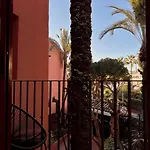 Elviria: 3 Dorm, Playa Andando Y Piscina *