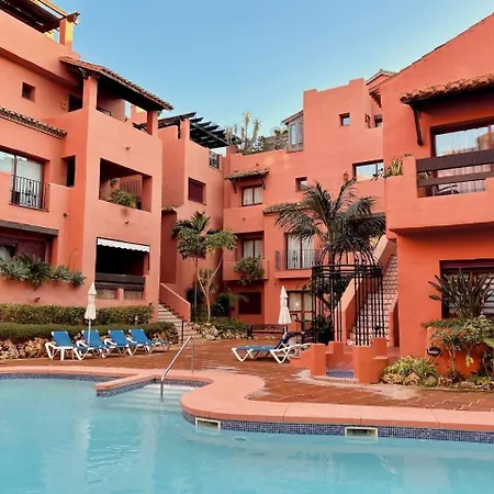 Elviria: 3 Dorm, Playa Andando Y Piscina Διαμέρισμα