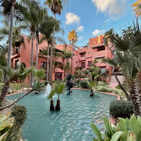 Elviria: 3 Dorm, Playa Andando Y Piscina Marbella
