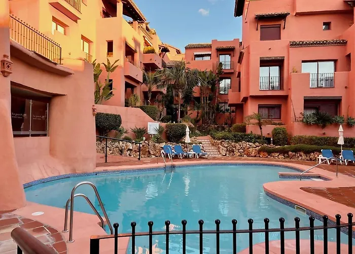 Elviria: 3 Dorm, Playa Andando Y Piscina * Marbella