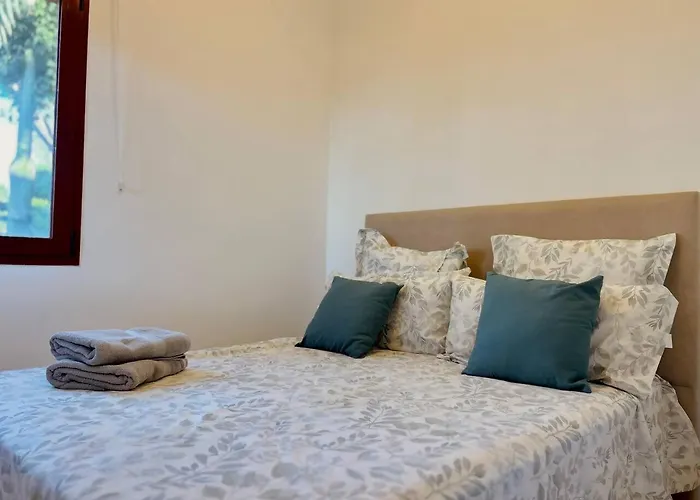 Elviria: 3 Dorm, Playa Andando Y Piscina Marbella