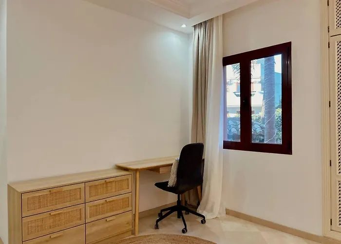 Appartamento Elviria: 3 Dorm, Playa Andando Y Piscina Marbella